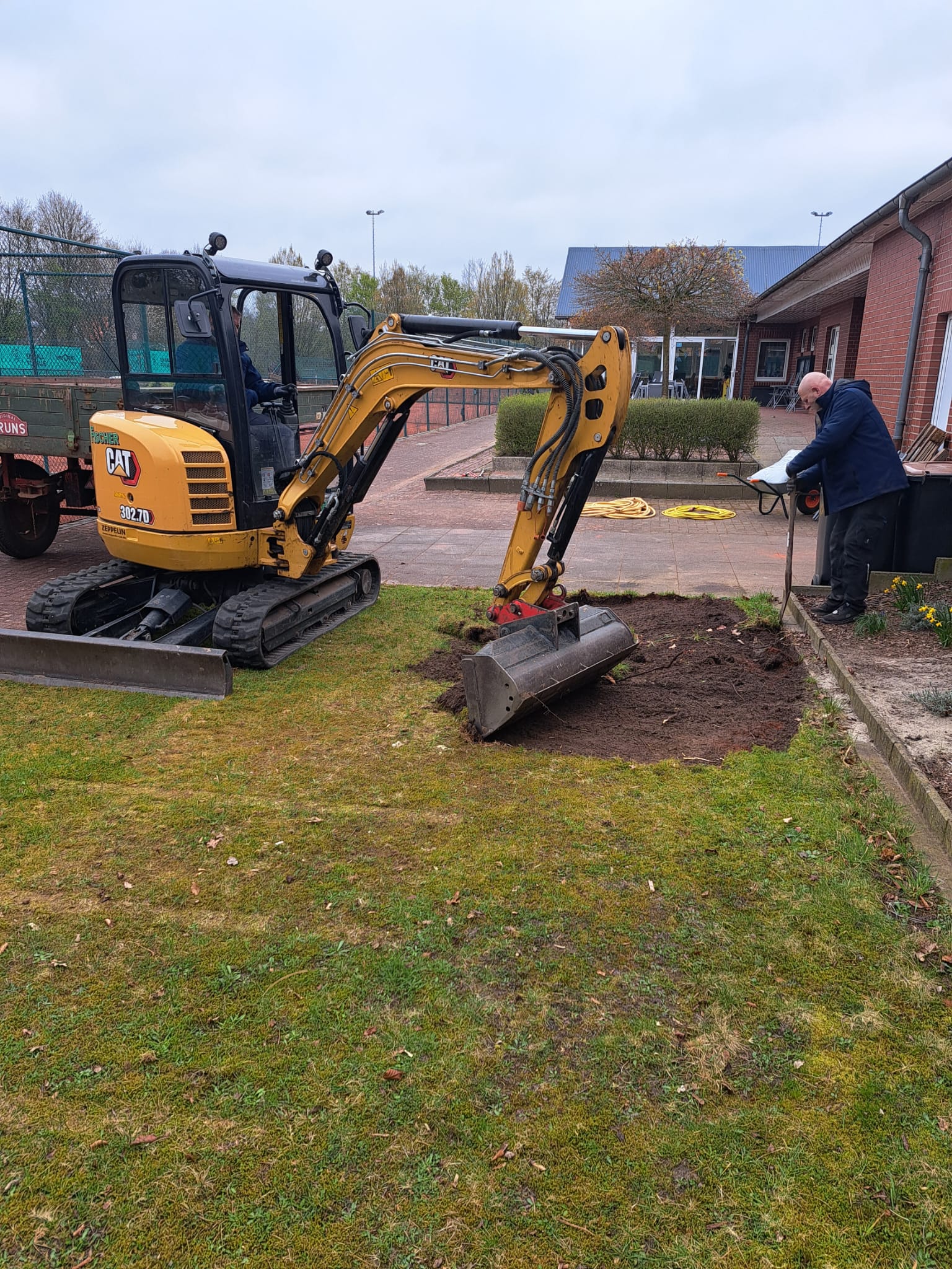 Bau des Bouleplatzes – Bild 1